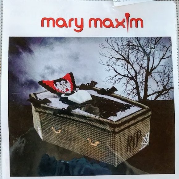 Mary Maxim Dracula Tissue Box Cover Kit - Picture 3 of 4